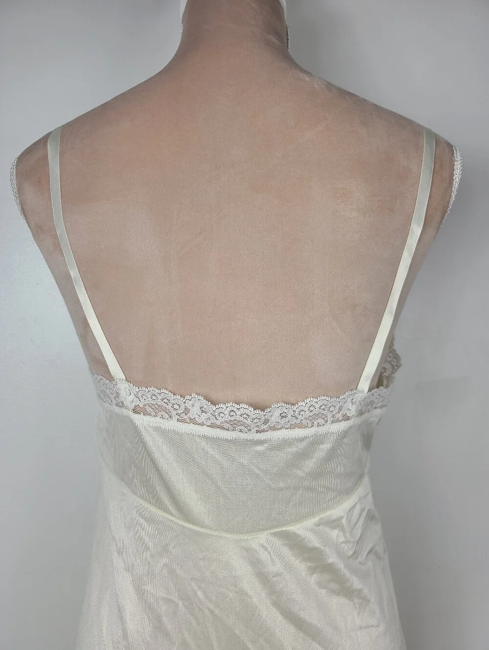 Vintage Deena Ivory Cream Nylon Lace Trim Full Slip Retro Lingerie 34 Style 2090 - Picture 8 of 16